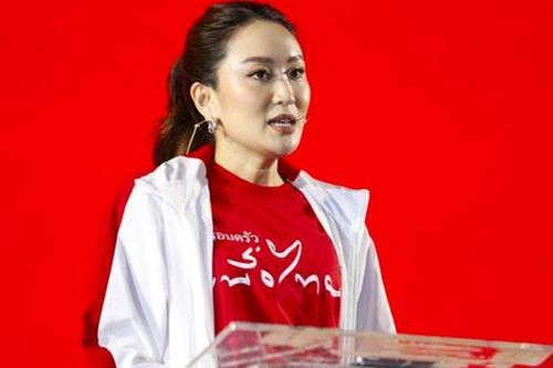 Chính trường Thái Lan nóng trở lại vì con gái xinh đẹp của cựu Thủ tướng Thaksin