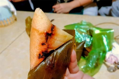 Bánh coóc mò - Thức bánh giản dị đại diện cho tinh hoa ẩm thực của người Tày