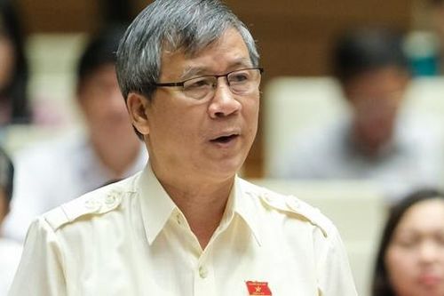 'Thiệt thòi lớn nhất đã xảy ra cho chính người bệnh, cán bộ y tế nhìn thấy và rất đau lòng'