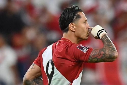 Cầu thủ không được dự World Cup với 2 đội tuyển khác nhau