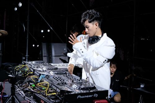 Nhạc Việt biến chất trên TikTok