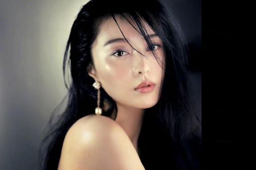 Phạm Băng Băng bị chế mẫu búp bê tình dục