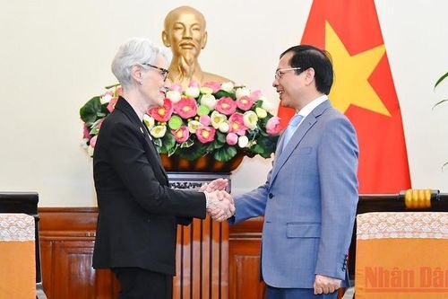 Hoa Kỳ nhất quán ủng hộ một Việt Nam giàu mạnh và thịnh vượng