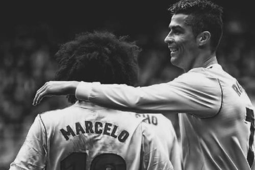 Ronaldo gửi lời nhắn đặc biệt ngày Marcelo khóc chia tay Real Madrid
