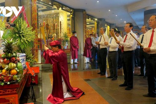 TP Hồ Chí Minh: Dâng hương, dâng hoa Đức Lễ Thành hầu Nguyễn Hữu Cảnh nhân lễ giỗ lần thứ 322