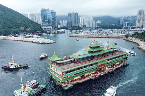Nhà hàng nổi khổng lồ Jumbo dời khỏi Hong Kong sau gần nửa thế kỷ