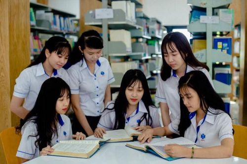 Không nên xem trường công là lựa chọn cuối cùng