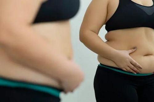 Chồng ngoại tình vì vợ nặng tới 95kg sau sinh, cú 'lột xác' sau biến cố của cô không khác nào 'vả mặt' gã chồng tồi tệ