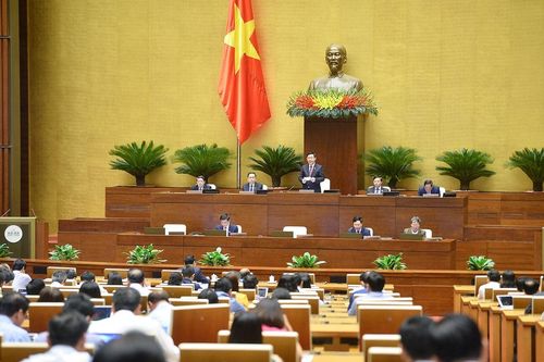 Hôm nay (ngày 16/6), Quốc hội thông qua các dự án Luật: Sở hữu trí tuệ; Kinh doanh bảo hiểm; các dự án đường cao tốc và họp phiên bế mạc