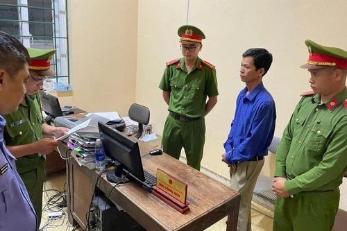 Tuyên Quang: Thu tiền ngoài luồng của dân, cán bộ địa chính xã xộ khám