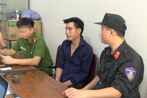 Nghệ An: Bắt 'trùm' ma túy cùng 8 khẩu súng đã lên đạn
