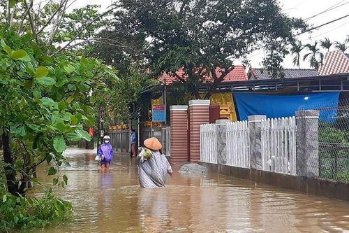 Nguy cơ bão, lũ, mưa lớn xảy ra dồn dập vào cuối năm