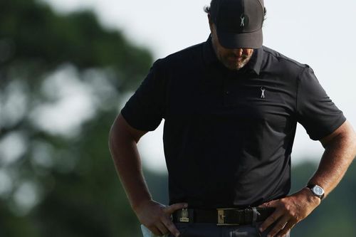 Phil Mickelson khởi đầu thảm hại ở US Open