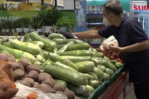 Siêu thị hỗ trợ tiêu thụ nông sản, giảm áp lực cho người nông dân