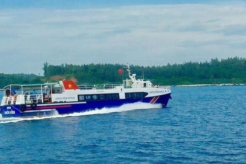 Quảng Ngãi: Giá vé tàu cao tốc ra đảo Lý Sơn tăng cao có hợp lý?