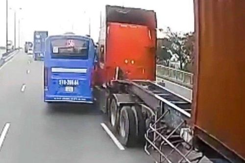 Tạt đầu xe khác có thể bị phạt nặng như thế nào?