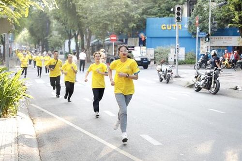 Gần 2.000 vận động viên tham gia giải Việt dã truyền thống 2022