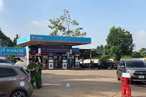 Phong tỏa cây xăng ở Bà Rịa - Vũng Tàu để điều tra việc trộn hóa chất