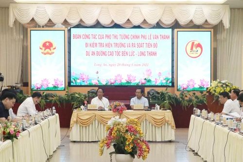 Phó Thủ tướng Lê Văn Thành kiểm tra tiến độ dự án cao tốc Bến Lức-Long Thành