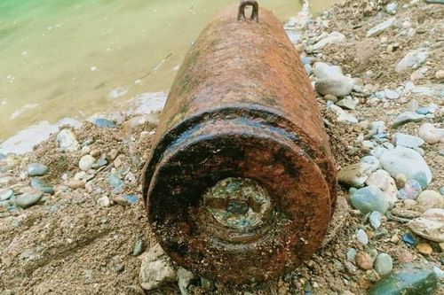 Quảng Trị: Phát hiện bom 'khủng' ở biên giới Việt - Lào