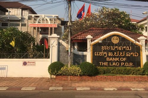 Lào điều chỉnh chính sách trao đổi ngoại tệ