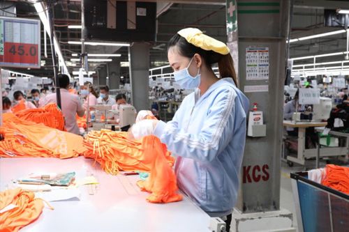 Vẫn khó tiếp cận nguồn vốn ưu đãi doanh nghiệp phục hồi sau dịch