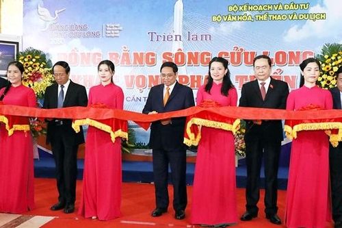 Thủ tướng Phạm Minh Chính chủ trì Hội nghị công bố quy hoạch và xúc tiến đầu tư vùng đồng bằng sông Cửu Long