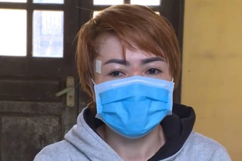 Nữ chủ quán bánh xèo tra tấn nhân viên như thời trung cổ lĩnh 30 tháng tù giam
