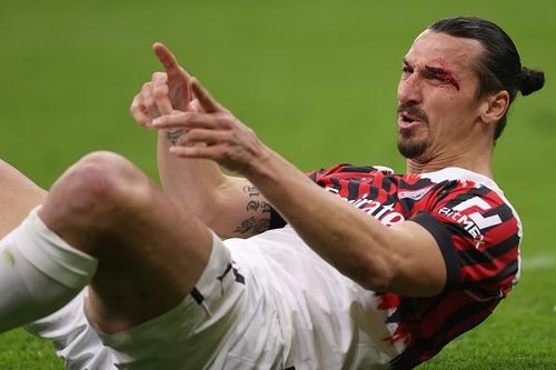 Calhanoglu: 'Zlatan 40 tuổi nhưng cư xử như 18'