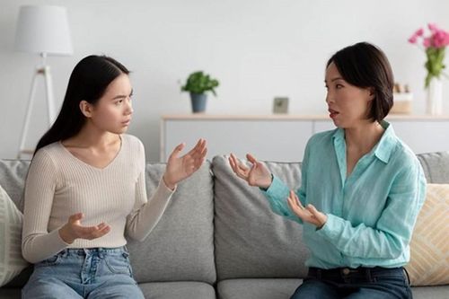 Sợ con dâu độc chiếm con trai, mẹ chồng 3 ngày tự tử 2 lần