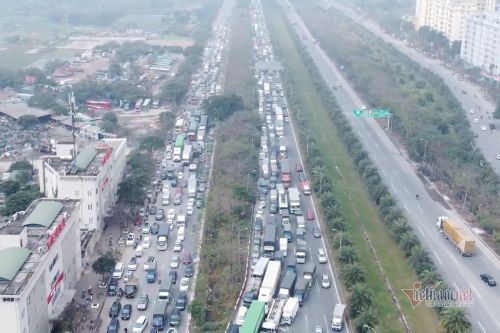 Để sớm hoàn thành 2 'siêu dự án' đường vành đai tại Hà Nội và TP.HCM