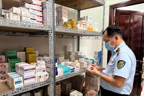 Liên tiếp phát hiện nhiều vụ buôn lậu thuốc tân dược với số lượng lớn