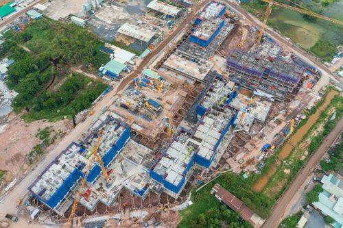 Chủ đất ở quận 7 than hơn 30 năm bỏ hoang vì vướng thủ tục