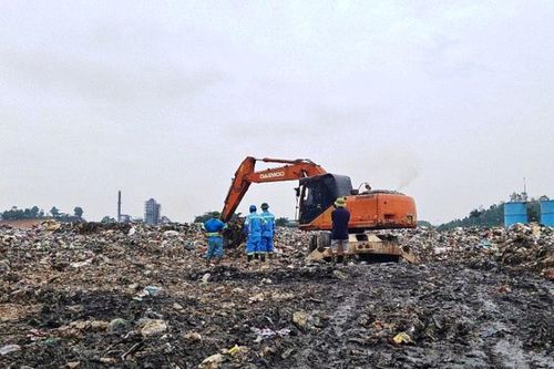 Đề xuất tạm dừng tiếp nhận rác thải vào bãi Xuân Sơn