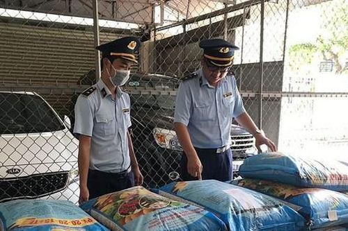 Cục QLTT Long An chuyển hồ sơ, đề nghị điều tra một công ty sản xuất phân bón