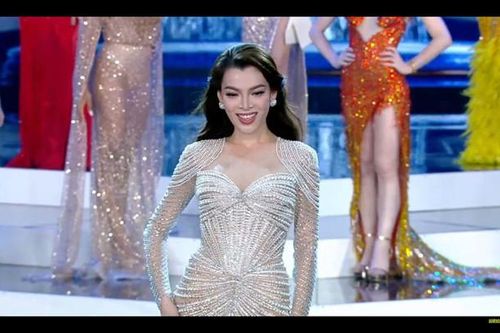 Phùng Trương Trân Đài xuất sắc lọt Top 6 Chung kết Miss International Queen 2022