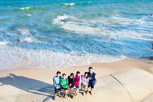Du lịch Team building: Kết nối hay rào cản?