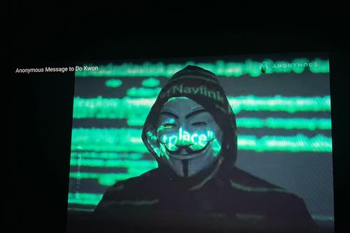 Anonymous cảnh cáo Do Kwon