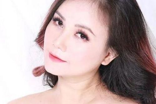 'Cô Xuyến' tiết lộ công cuộc đại tu nhan sắc đau đớn và vai diễn mới