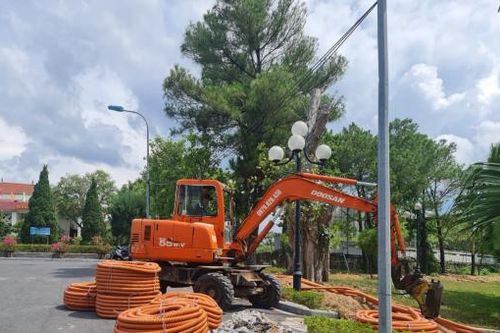 Đình chỉ thi công tại Nghĩa trang Liệt sĩ Quốc gia Đường 9