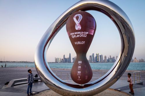 CĐV đến Qatar xem World Cup phải chi hàng triệu đồng/đêm để... ngủ ngoài trời