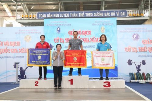 Hà Nội nhất toàn đoàn tại Giải vô địch Cử tạ trẻ quốc gia năm 2022