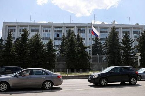 Bulgaria ra hàng loạt quyết định cứng rắn liên quan Nga: Trục xuất, cắt giảm nhân viên ngoại giao, đóng cửa lãnh sự quán