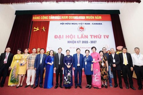 Thúc đẩy quan hệ hữu nghị Việt Nam-Canada trong giai đoạn mới