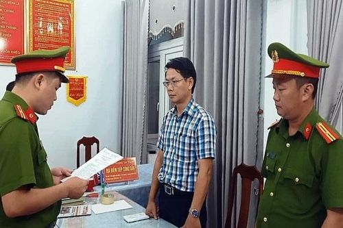 Khởi tố một Tổng Giám đốc công ty xe điện vì nhận hối lộ