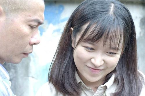 'Người tình màn ảnh' của Công Lý là thủ khoa đại học, 2 lần trốn gia đình theo đuổi đam mê