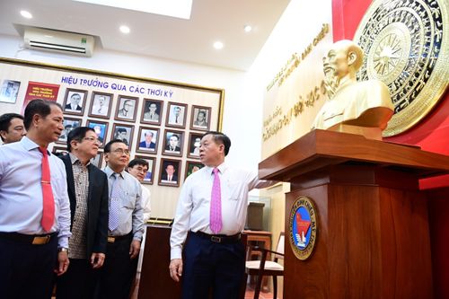 Khánh thành nhà truyền thống trường THPT Nguyễn Đình Chiểu