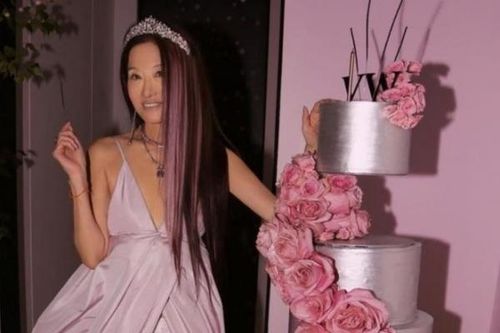 Vera Wang 73 tuổi vẫn thon gọn như siêu mẫu