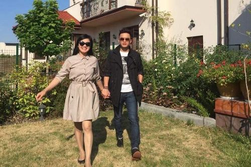 Diễn viên Hồng Đăng - tổ ấm hạnh phúc với vợ hiền, biệt thự Đại Lải và xế hộp đắt tiền
