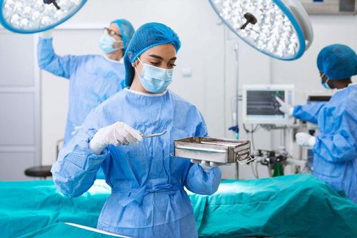 Phát hiện người đàn ông 67 tuổi có tử cung gắn với tinh hoàn